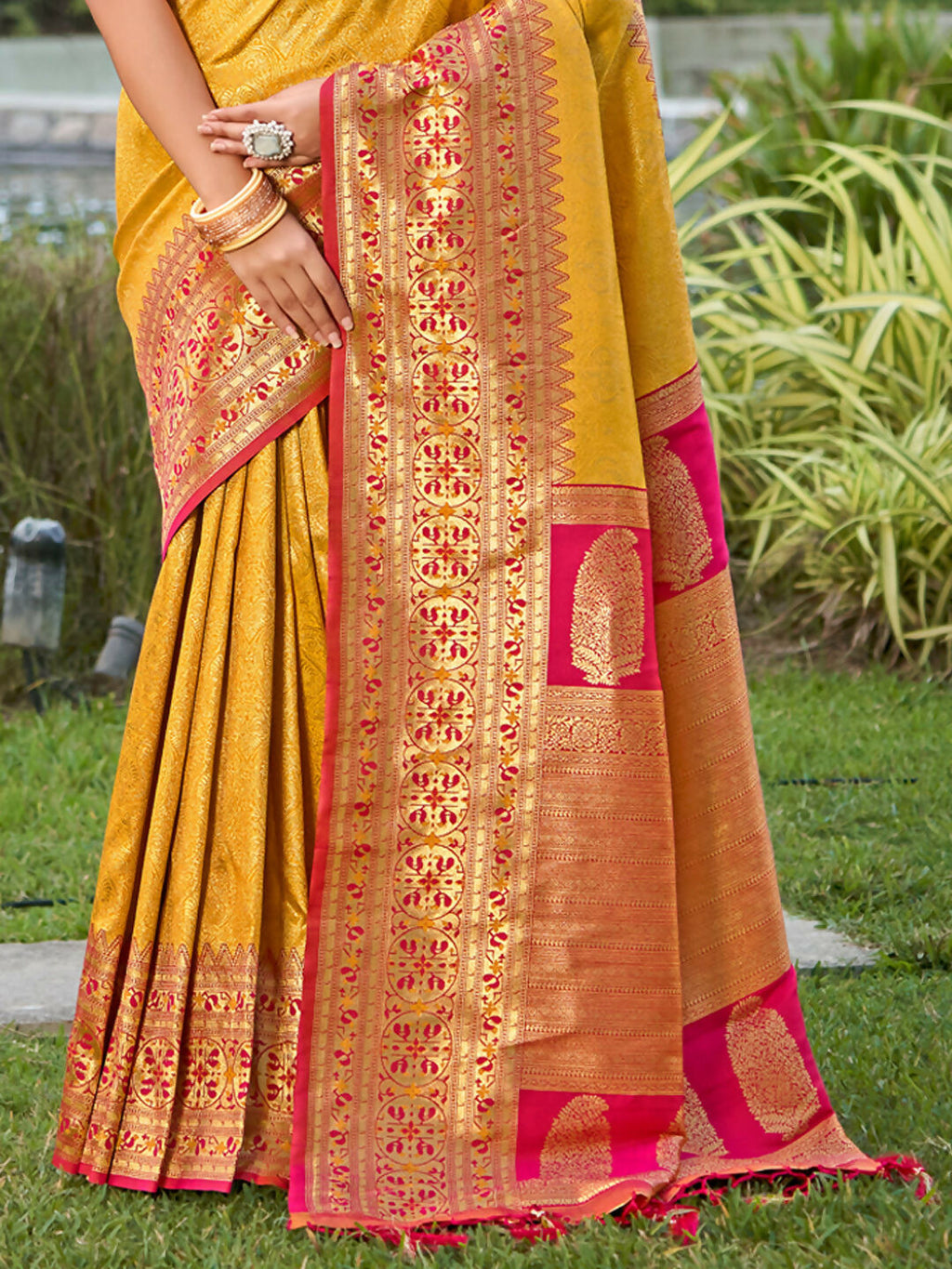 Shree Shyam Fashion Banarasi Silk Yellow Saree - Distacart