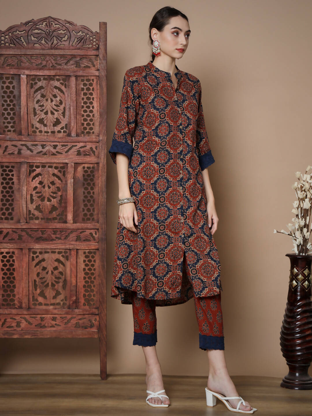 Myshka Women's Multi A-Line Kurta & Trousers With Dupatta