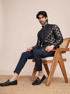 Vastranavya Traditional Festival Wear Pure Silk Thread & Sequence Embroidered Work Kurta