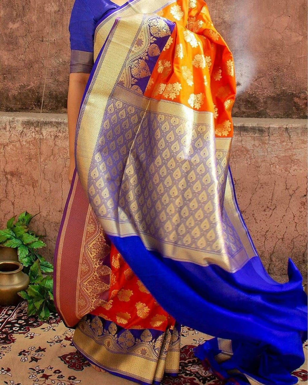 DEIANA'S Beautiful Designer Golden zari Soft Lichi Silk Saree - Orange