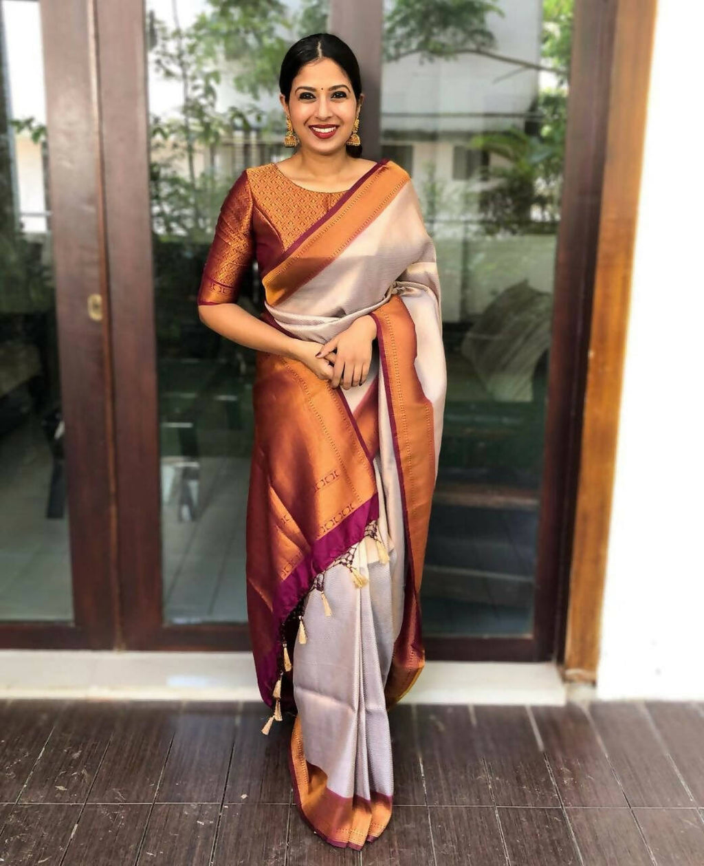 DEIANA'S Beautiful Designer Golden zari Soft Lichi Silk Saree - Cream