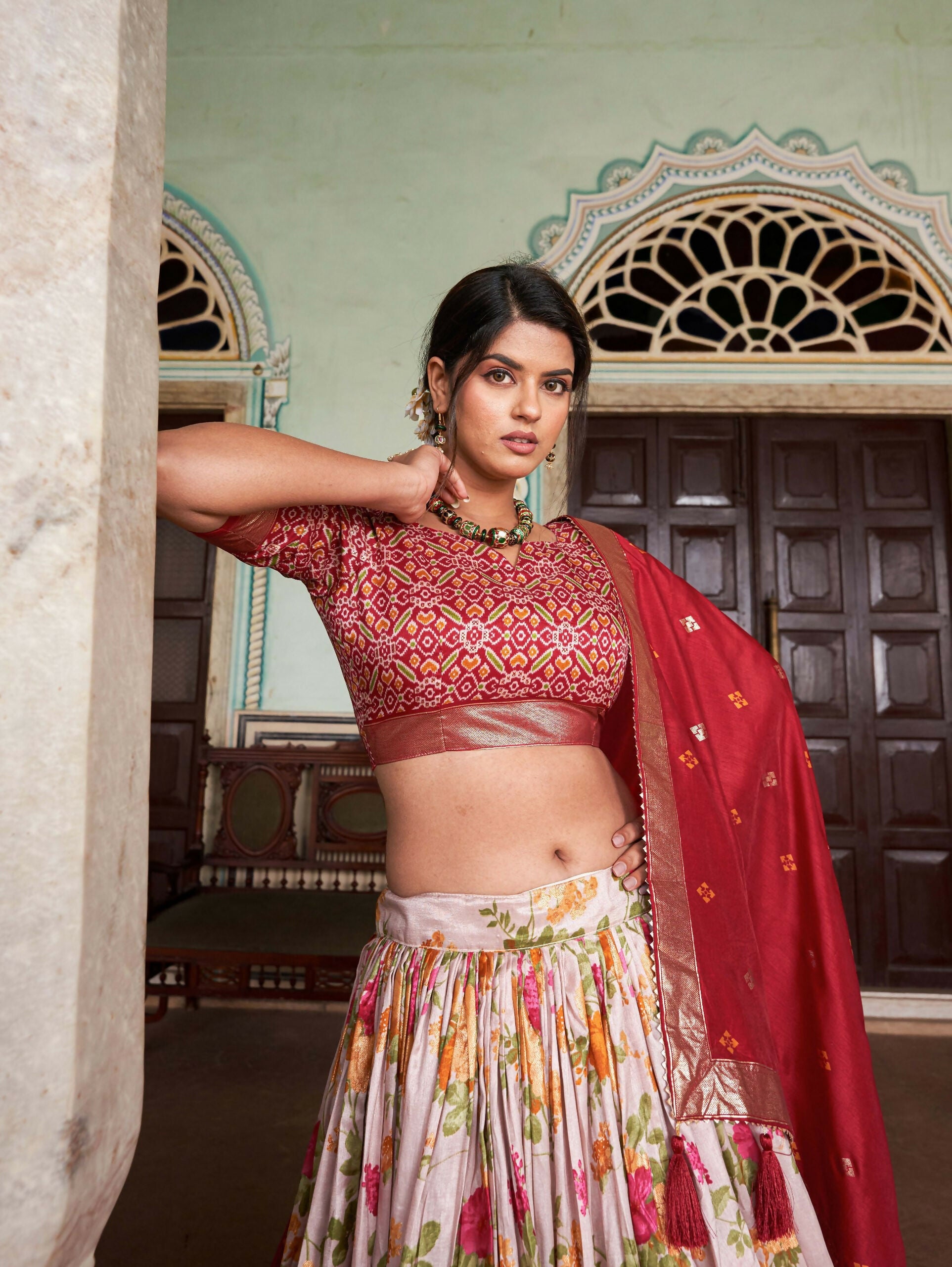 Vastranavya Exquisite Tussar Silk Lehenga Set With Perfect Floral And Patola Print Design Lehenga Choli - Red