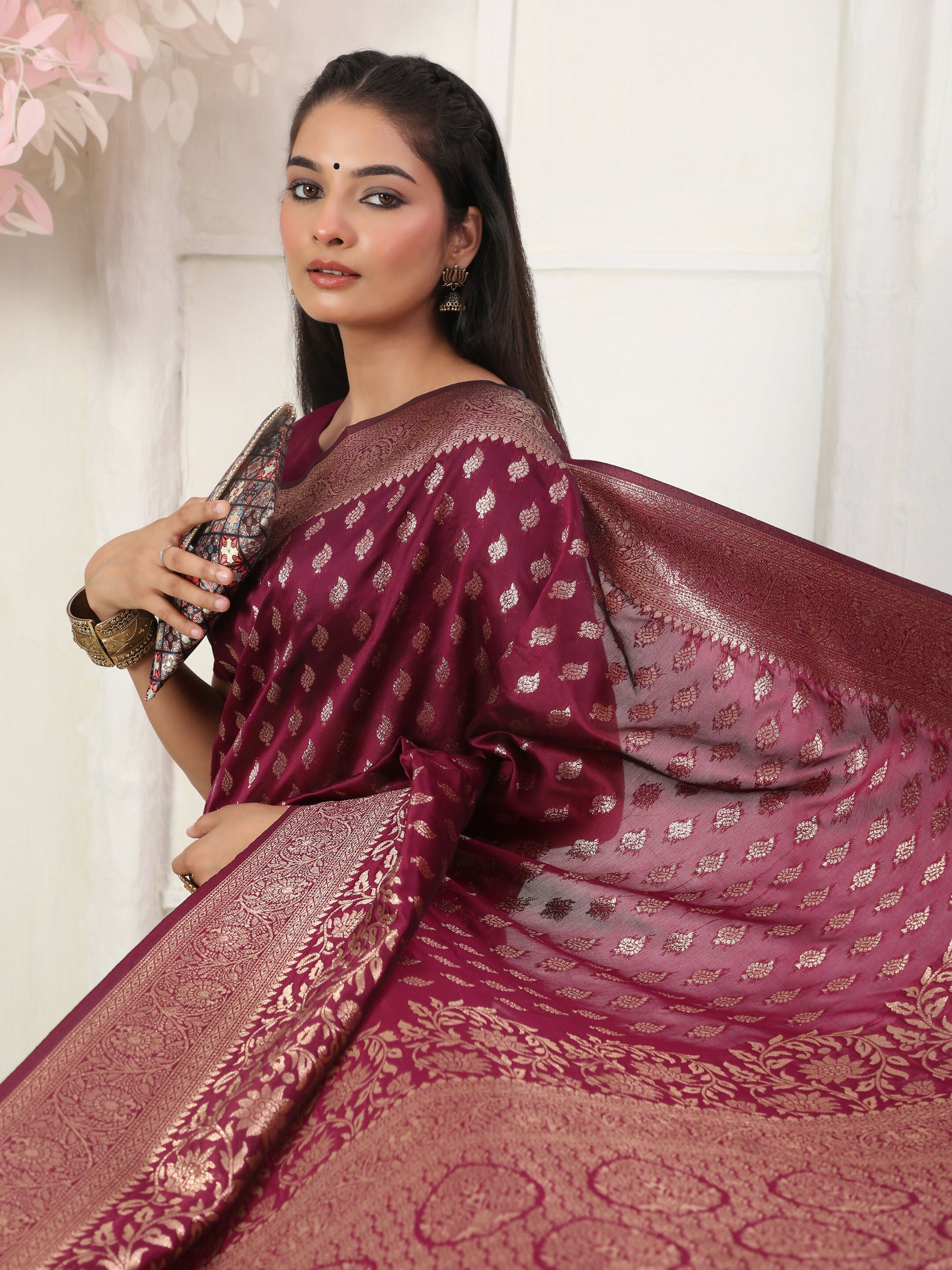 Shree Shyam Fashion Lichi Silk Green Saree - Distacart