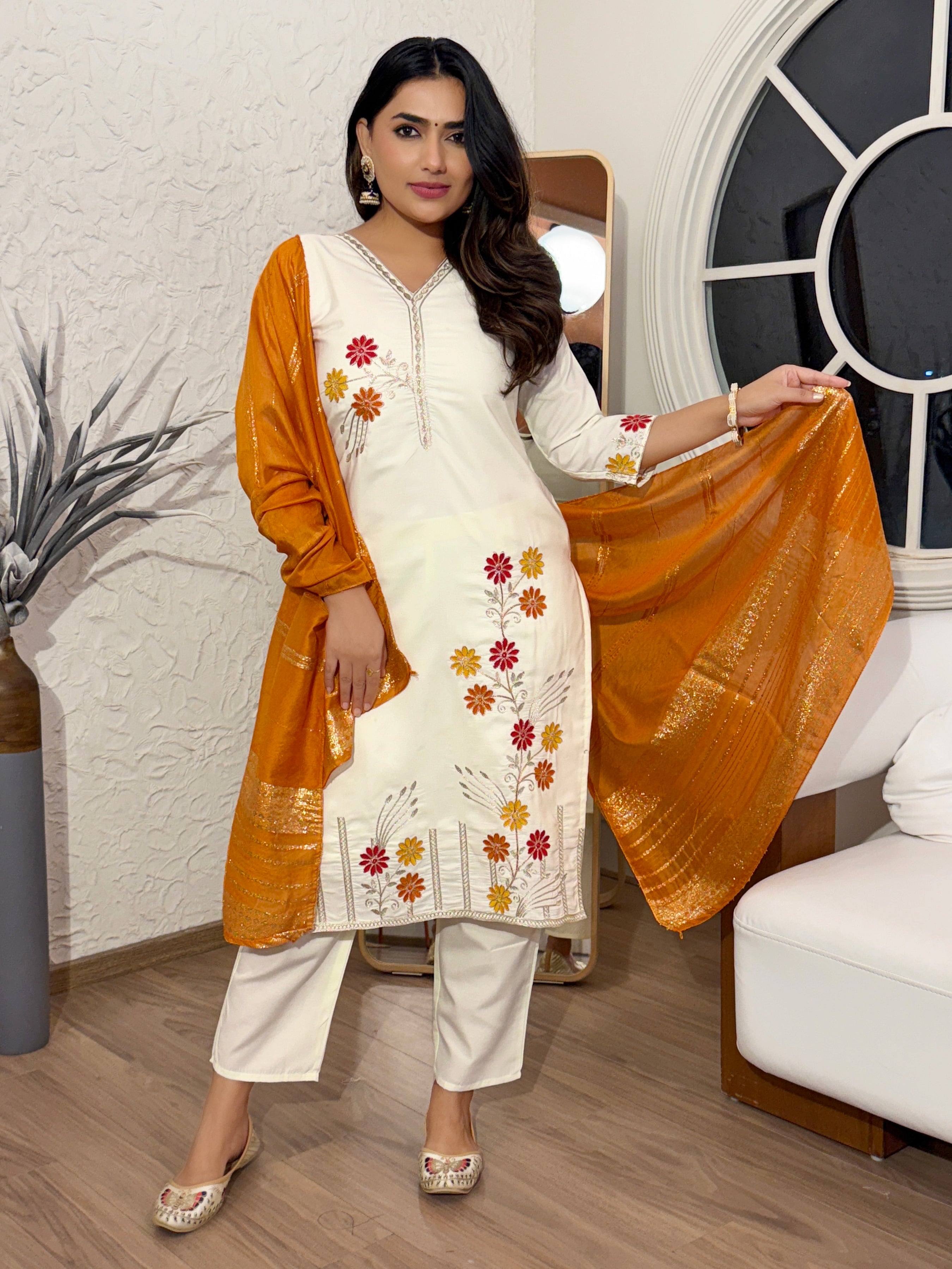 Lorenvalley Cream Cotton Silk Embroidered work Kurta Set - Distacart