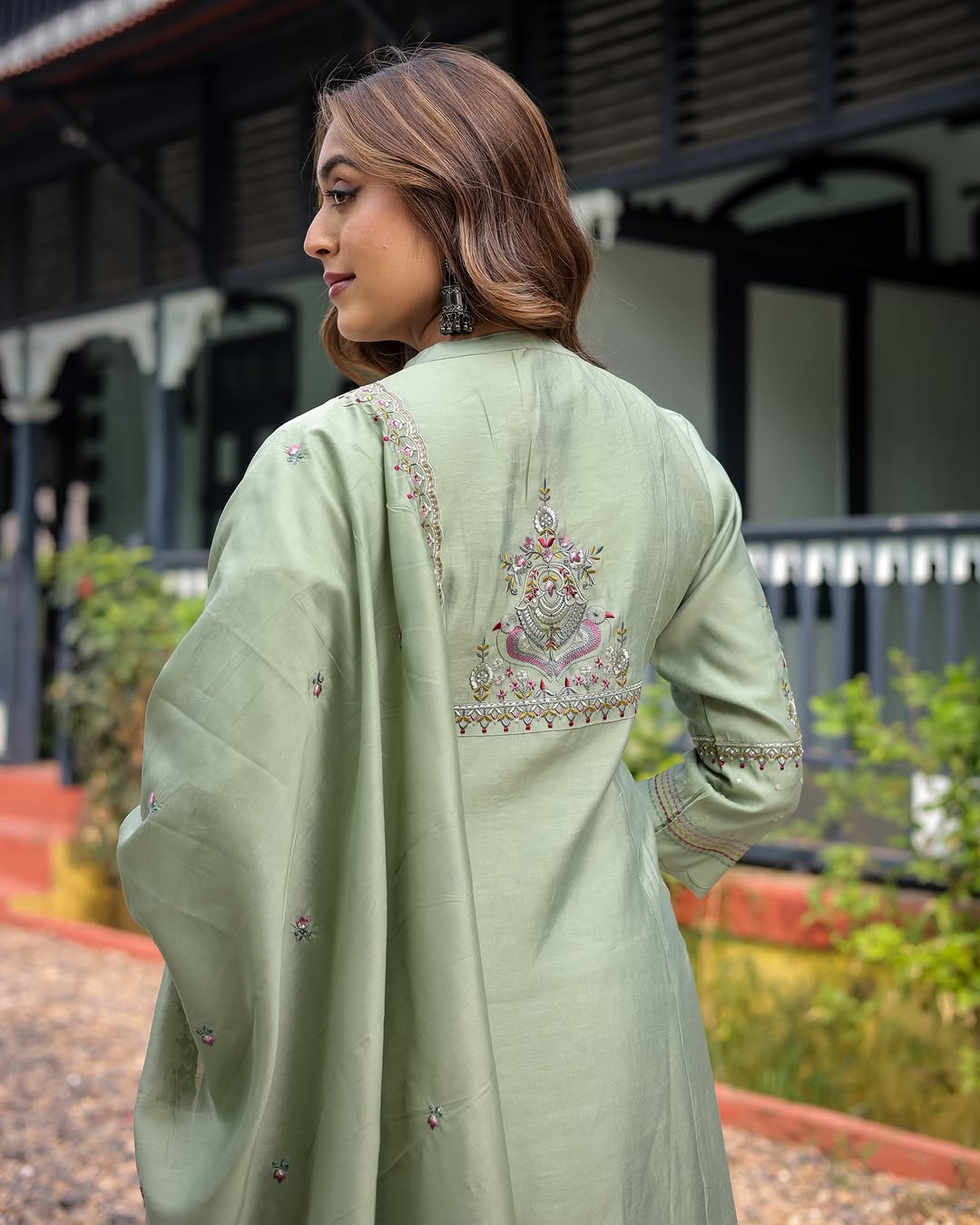 Lorenvalley Seagreen Muslin Silk Embroidered work Kurta Set - Distacart