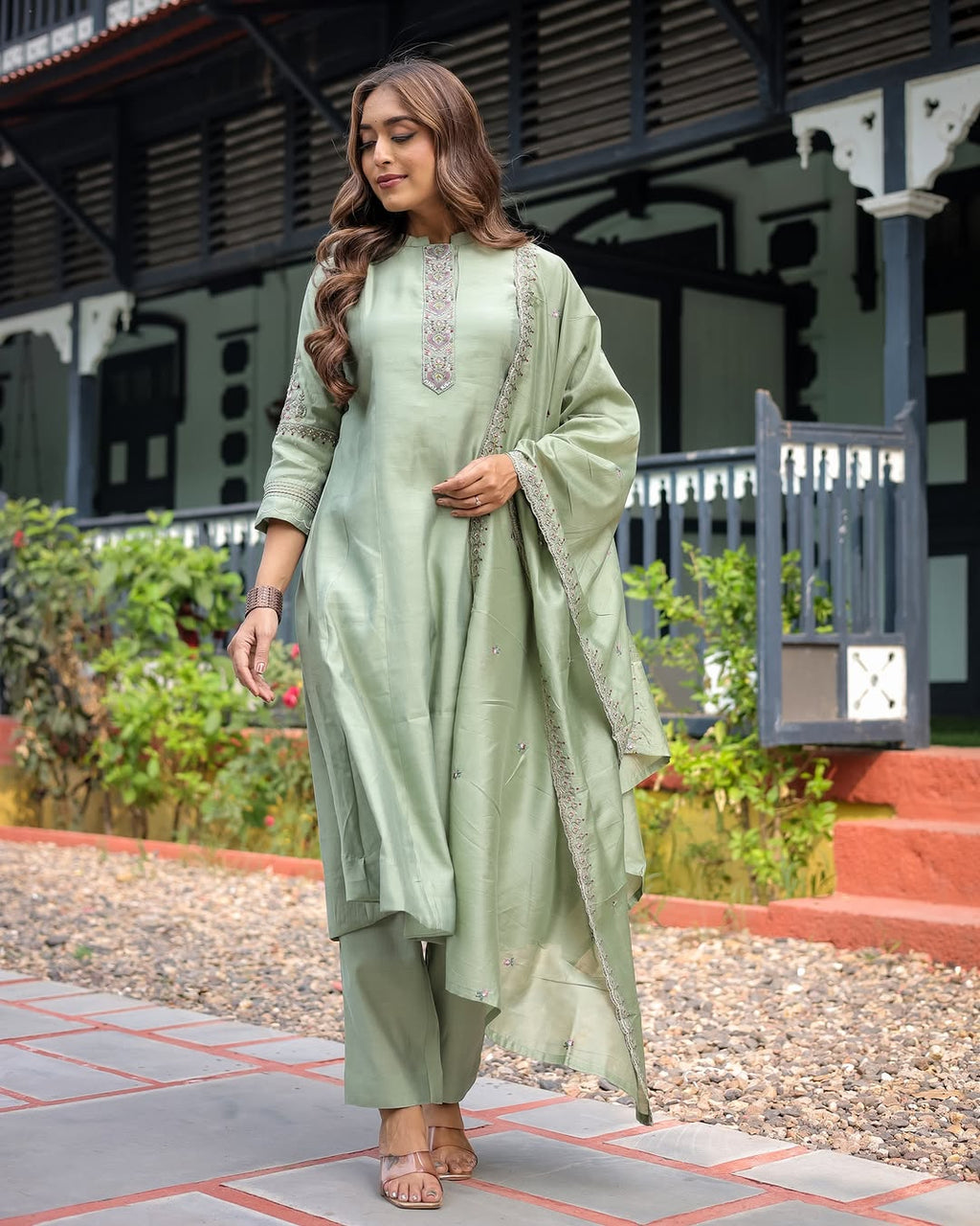 Lorenvalley Seagreen Muslin Silk Embroidered work Kurta Set - Distacart