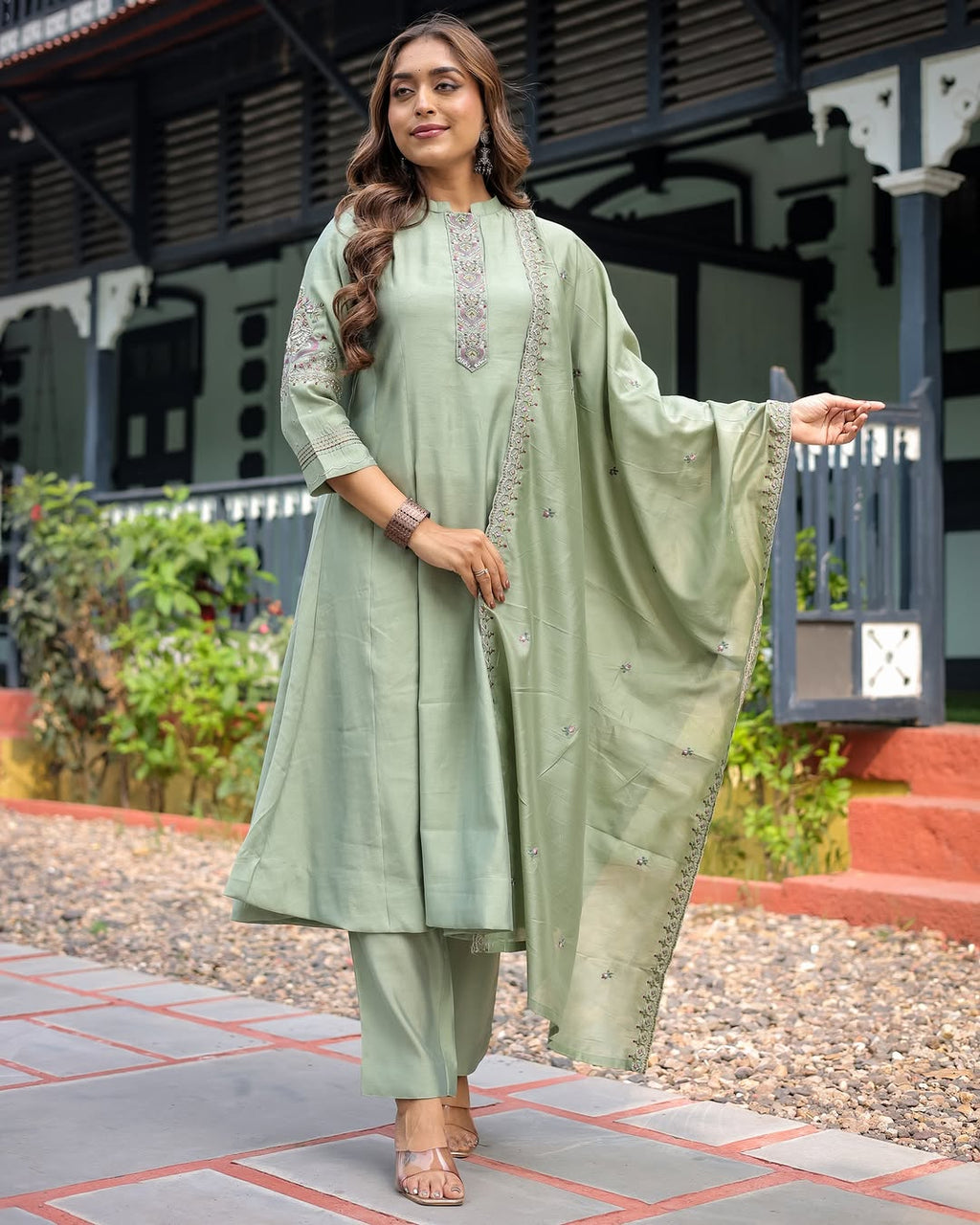 Lorenvalley Seagreen Muslin Silk Embroidered work Kurta Set - Distacart