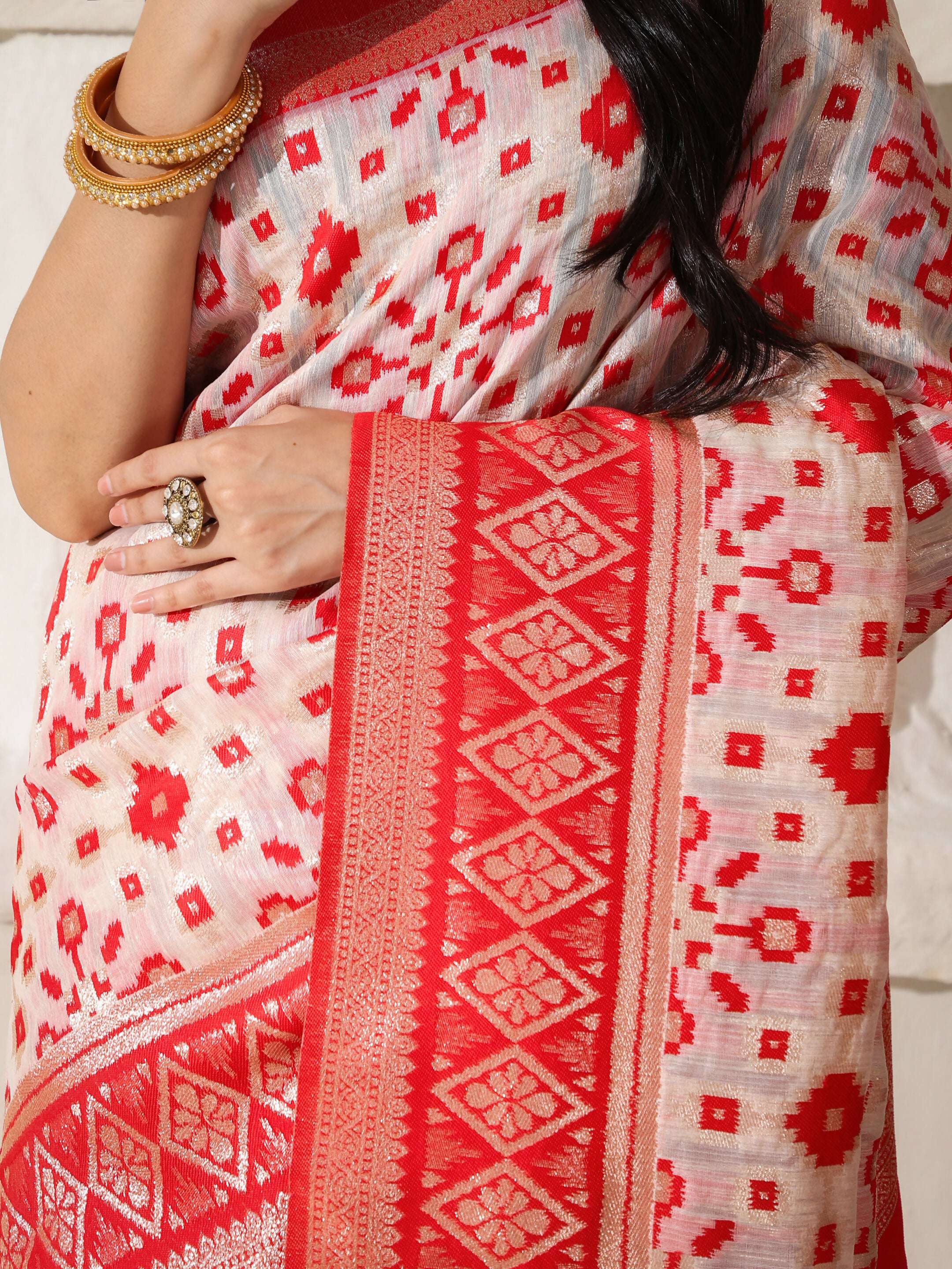 Shree Shyam Fashion Linen Cotton Red & White Saree - Distacart