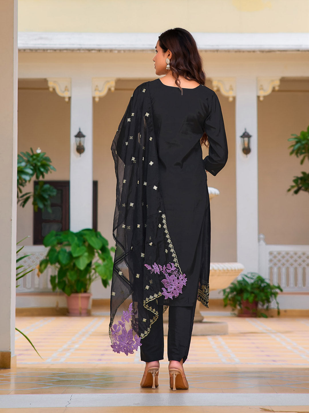 Embroidered Kurta With Pant & Embroidered Organza Dupatta, Black - Hiral Fashion - Distacart