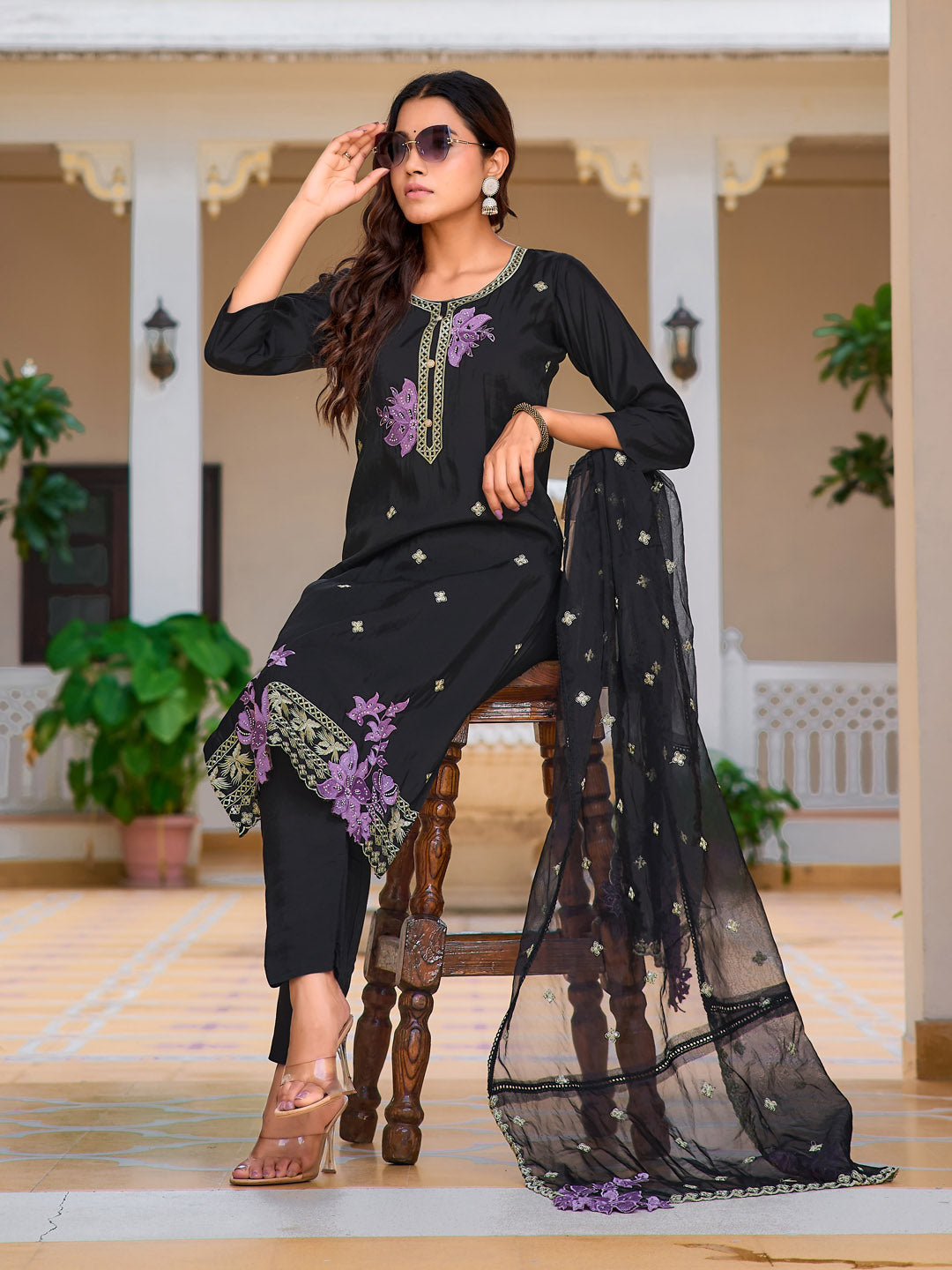 Embroidered Kurta With Pant & Embroidered Organza Dupatta, Black - Hiral Fashion - Distacart