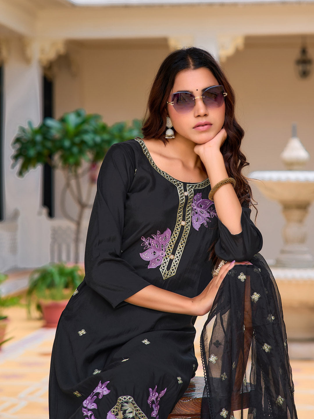 Embroidered Kurta With Pant & Embroidered Organza Dupatta, Black - Hiral Fashion - Distacart