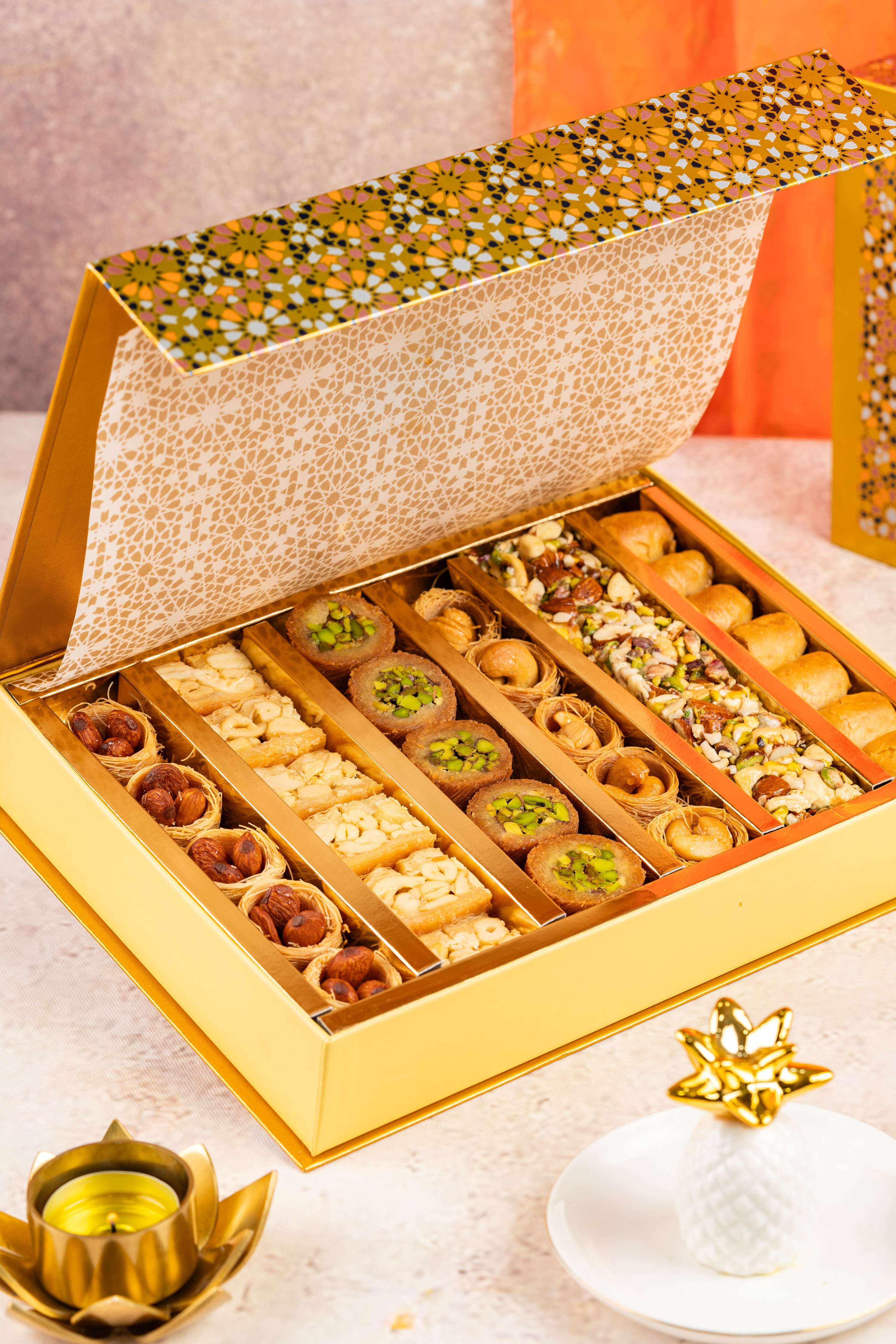 Gourmet Baklava Opulent Gift Box - Distacart