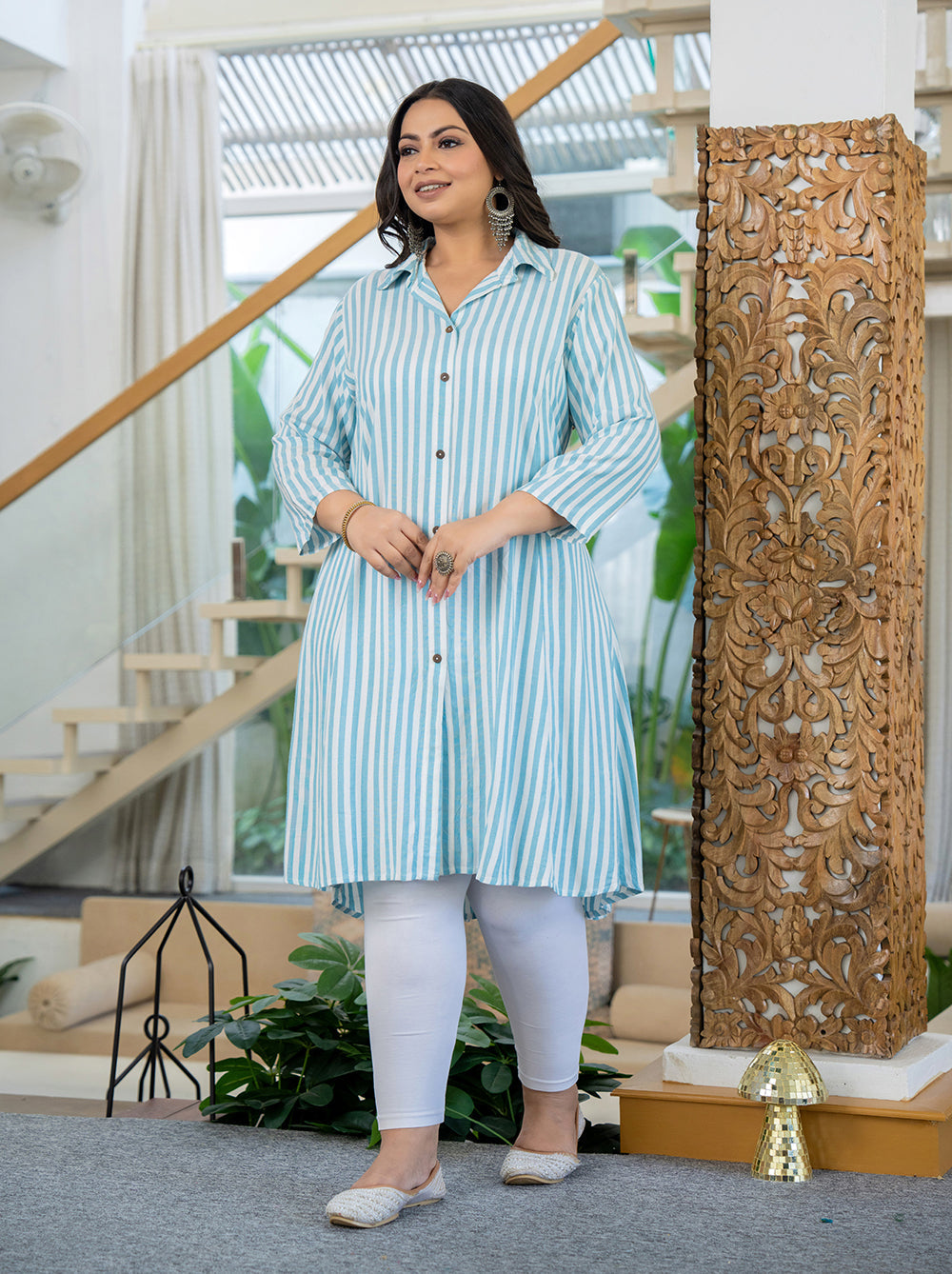 Kaajh Women's White Striped Viscose Rayon Plus Size Kurta - Distacart