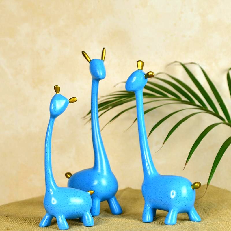 Sowpeace Resin Giraffe Family - Distacart