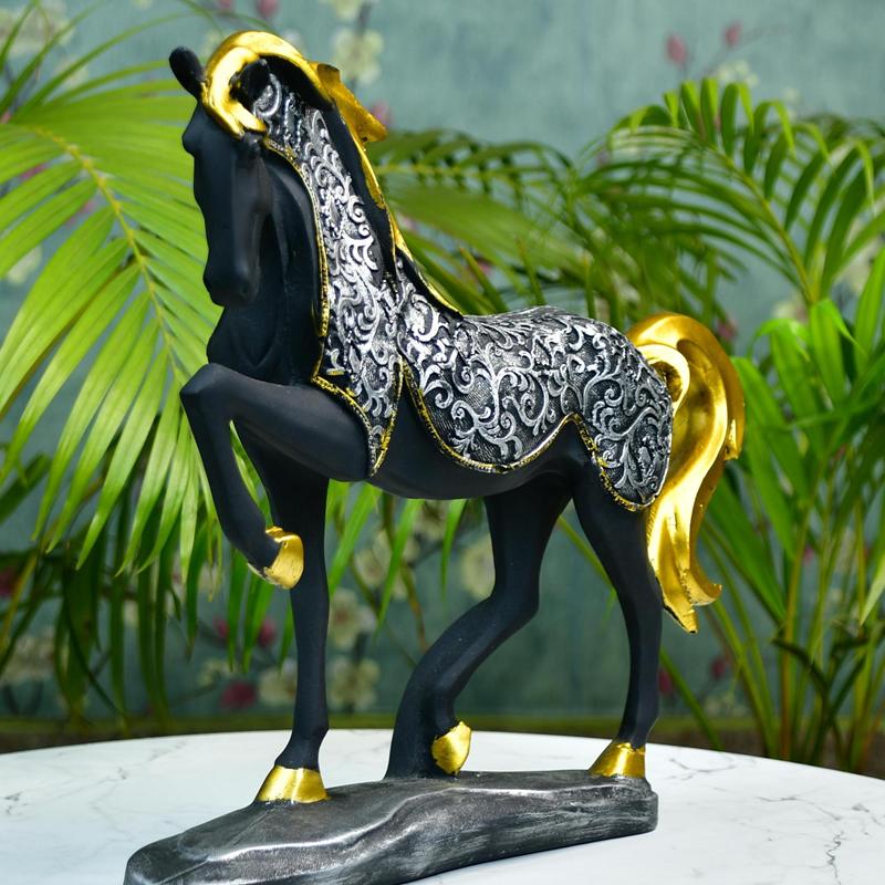 Sowpeace Resin Stallion Showpiece - Distacart