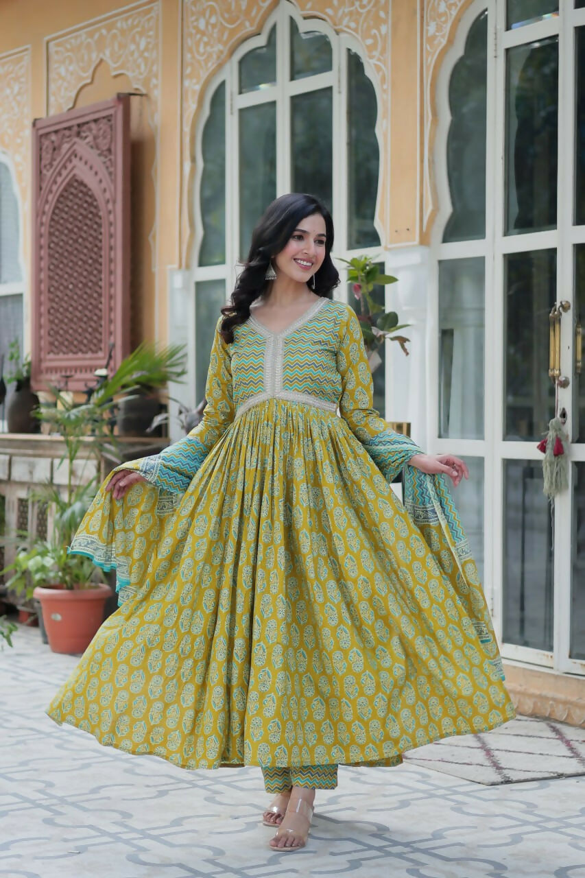 Vastranavya Lime Green Pure Cotton Printed Top with Pant & Dupatta Set