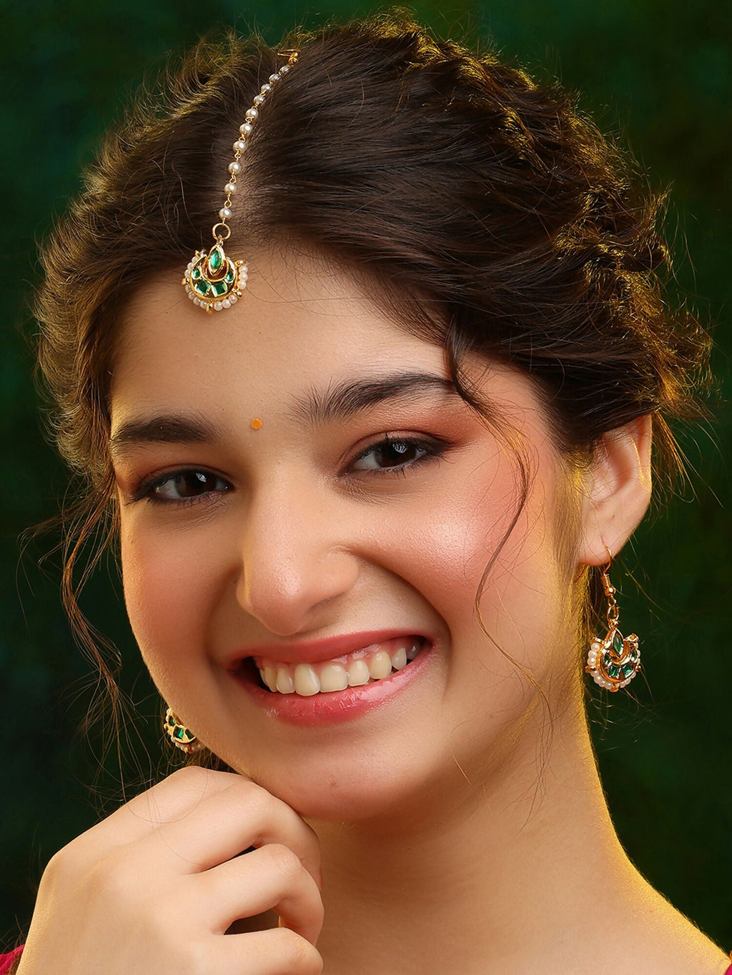 Ruby Raang Gold Green Kundan Earrings And Maang Tikka - Distacart