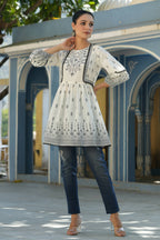 Juniper Women's White & Black Cambric Floral Printed Tunic - Distacart