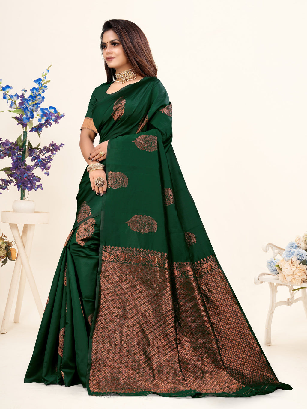Vedant Vastram Litchi Silk Designer Banarasi Saree - Bottle Green