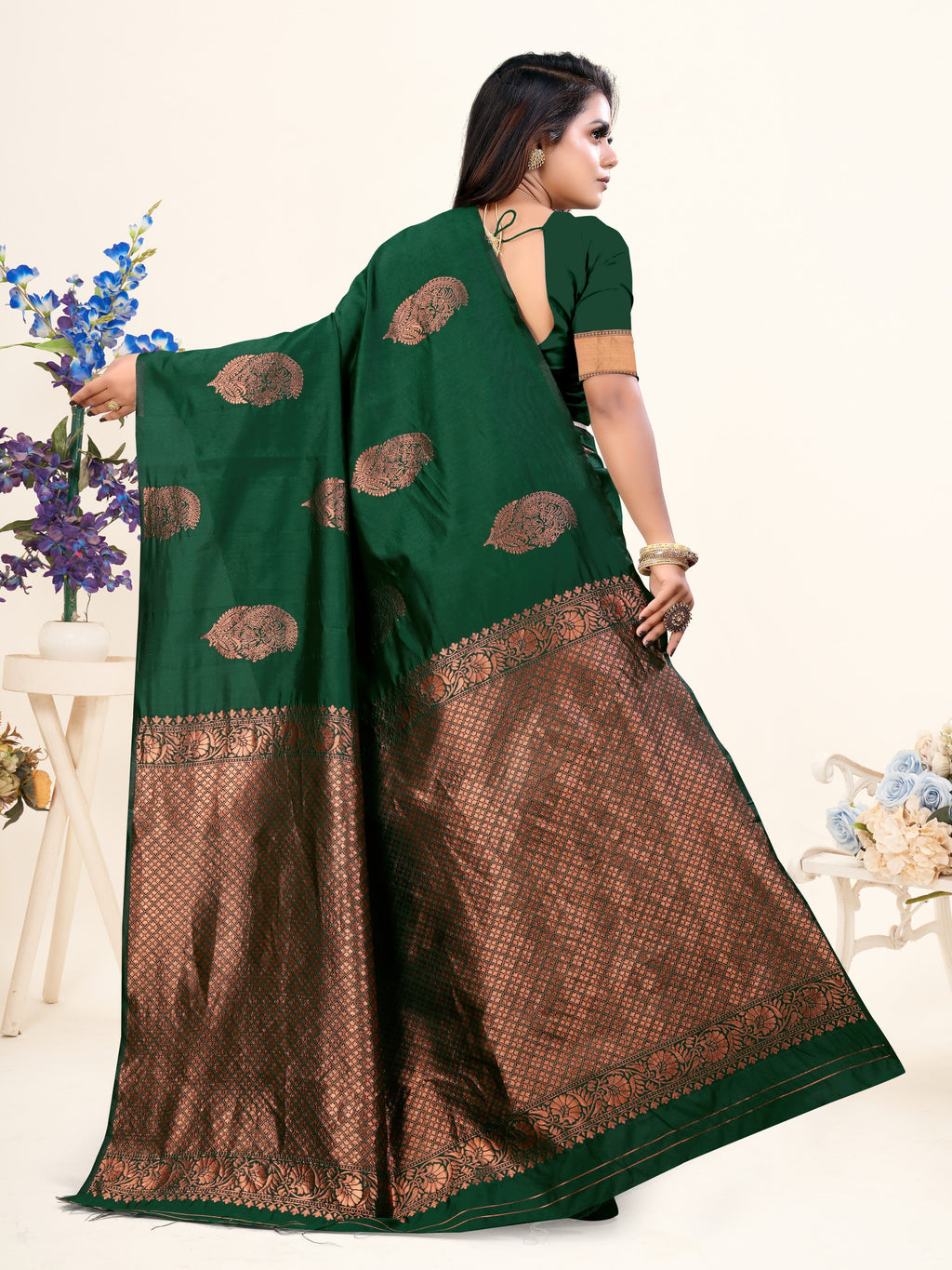 Vedant Vastram Litchi Silk Designer Banarasi Saree - Bottle Green