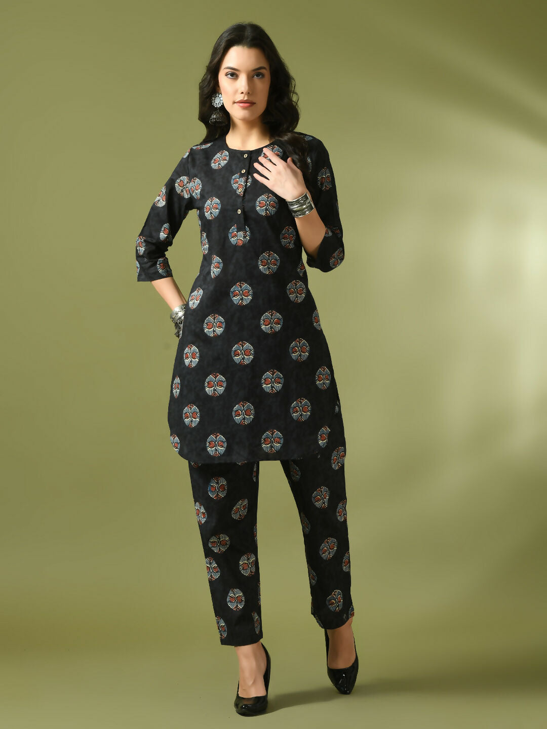 Myshka Women's Black Printed Cotton Round Neck Party Tunic With Trousers Co-ord set
