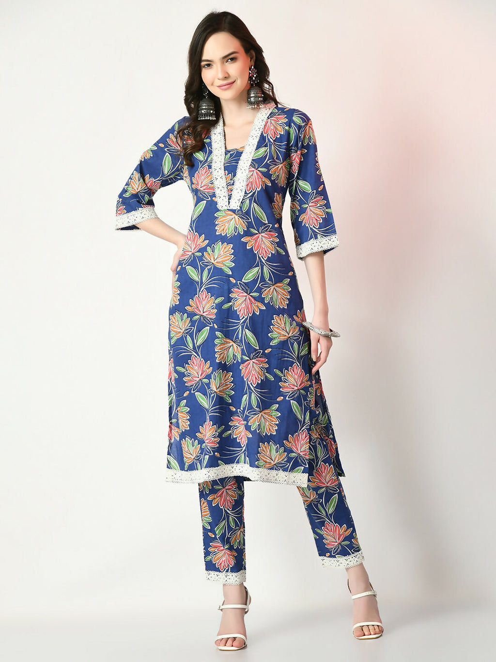 Myshka Women's Blue Printed Kurta With Trousers