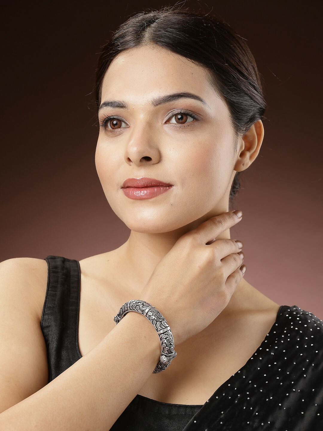 NVR Women's Silver-Toned German Silver Oxidised Kada Bangle - Distacart