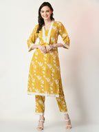 Myshka Women's Yellow Printed Kurta With Trousers