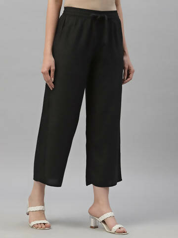 Juniper Women's Black Rayon Straight Solid Pant/Slim Pant