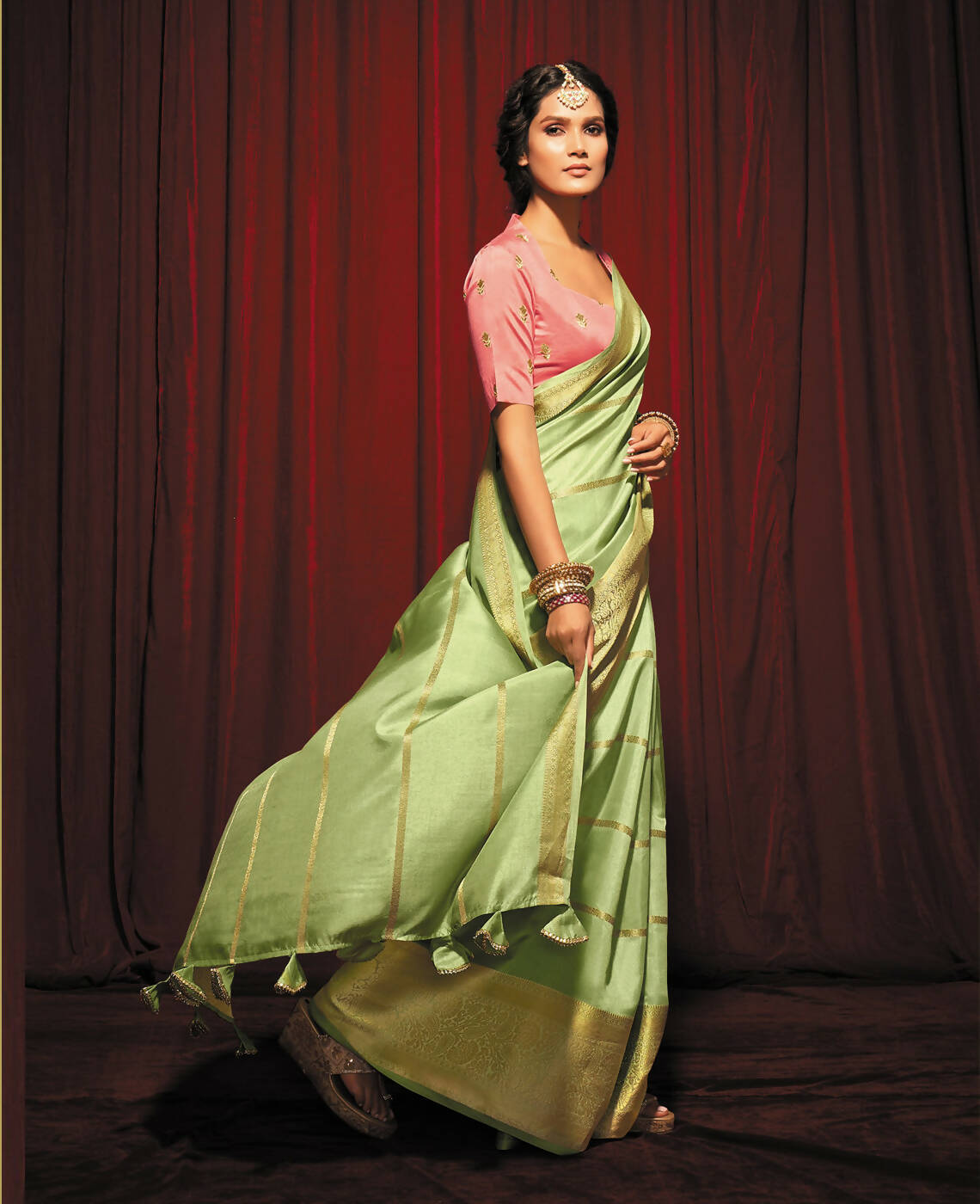 Green Silk Striped Pattren Saree With Unstitched Blouse Piece - Zyanya