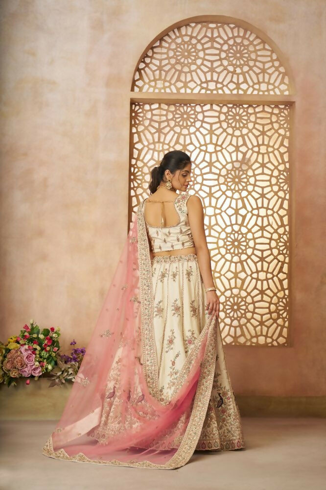 Kesar Fab White Zari Silk Hand_Woven Lehenga