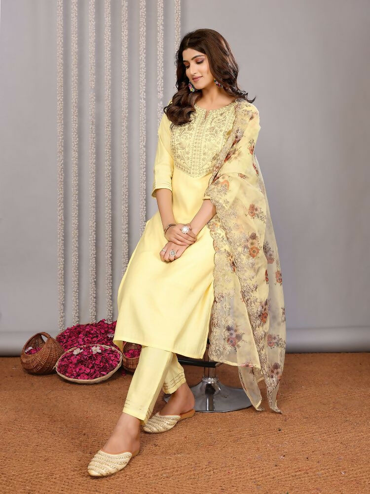 Joban Fashion Women Pale Yellow Roman Embroidery Stitched Kurta Set - Distacart