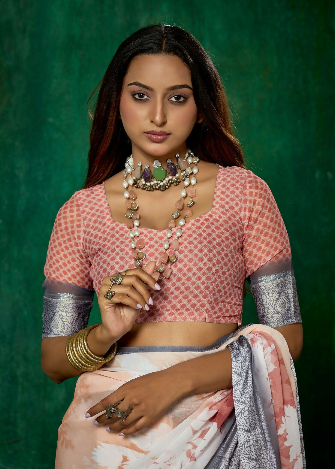Saaj_1005-7