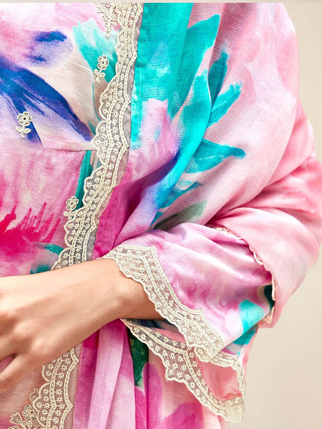 Indo Era Women Floral Embroidered Regular Thread Work Kurta with Trousers & With Dupatta - Distacart
