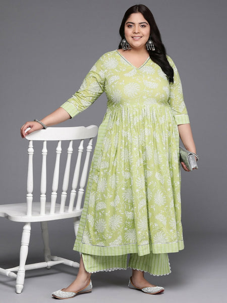 Ahalyaa Women's Traditional wear Kurta Set - Green