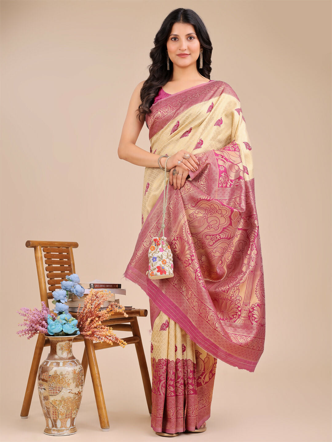 Shree Shyam Fashion Banarasi Silk Cream & Magenta Saree - Distacart