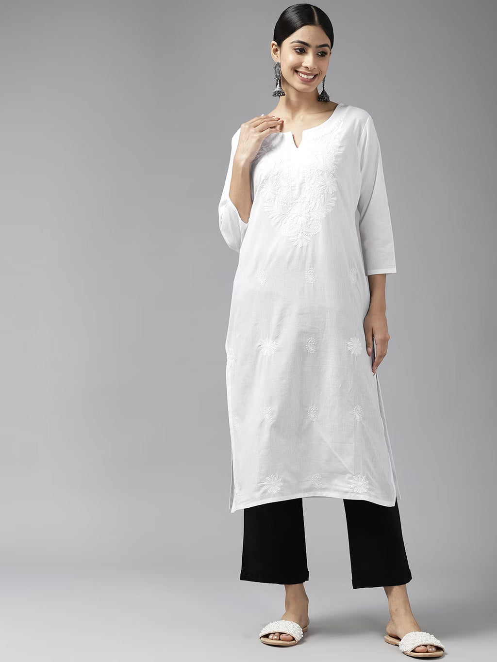 Yufta Embroidered Cotton Kurta