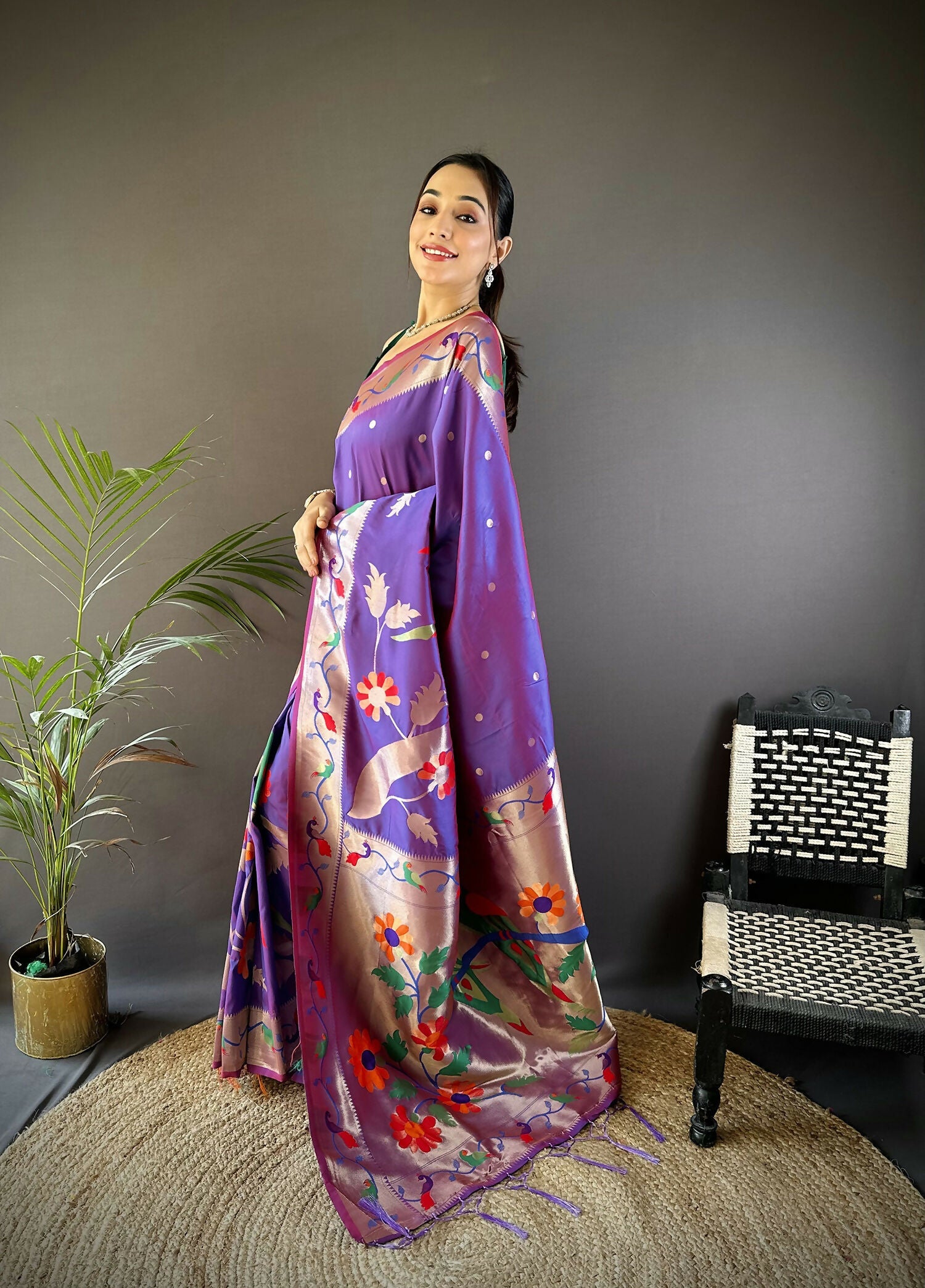 Joban Fashion Purple Zari Woven Floral Motifs Soft Silk Paithani Silk Saree - Distacart