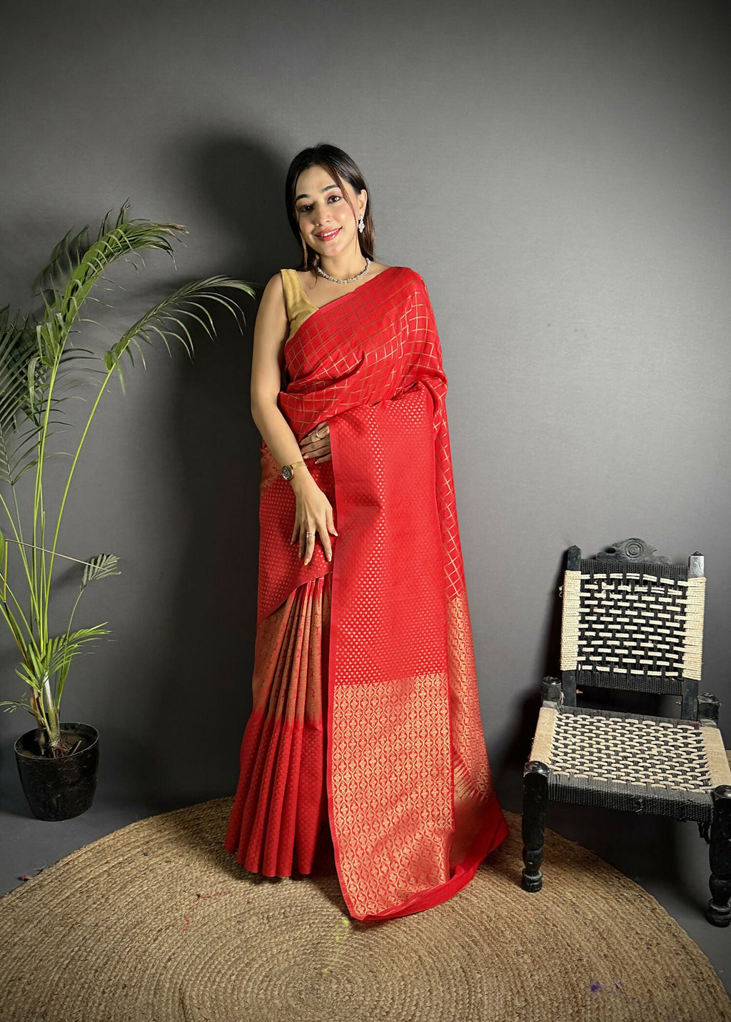 Joban Fashion Red Banarasi Soft Lichi Silk Checks & Woven Saree - Distacart