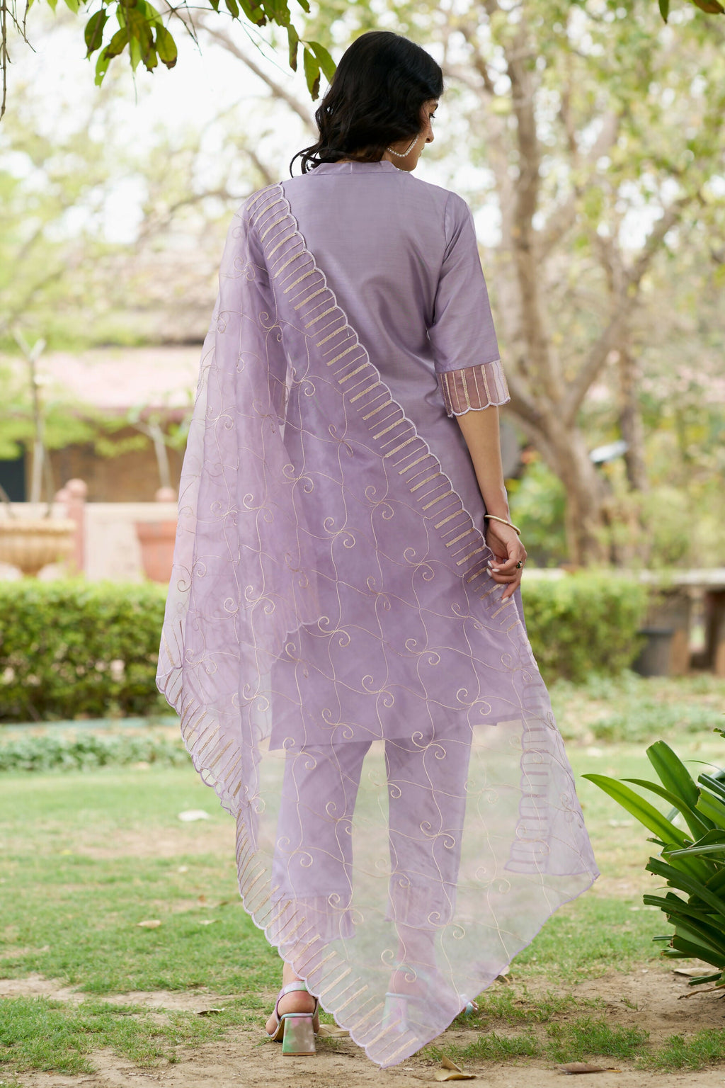 Vellora Lavender Silk Blend Ethnic Salwar Suit with Fine Embroidery