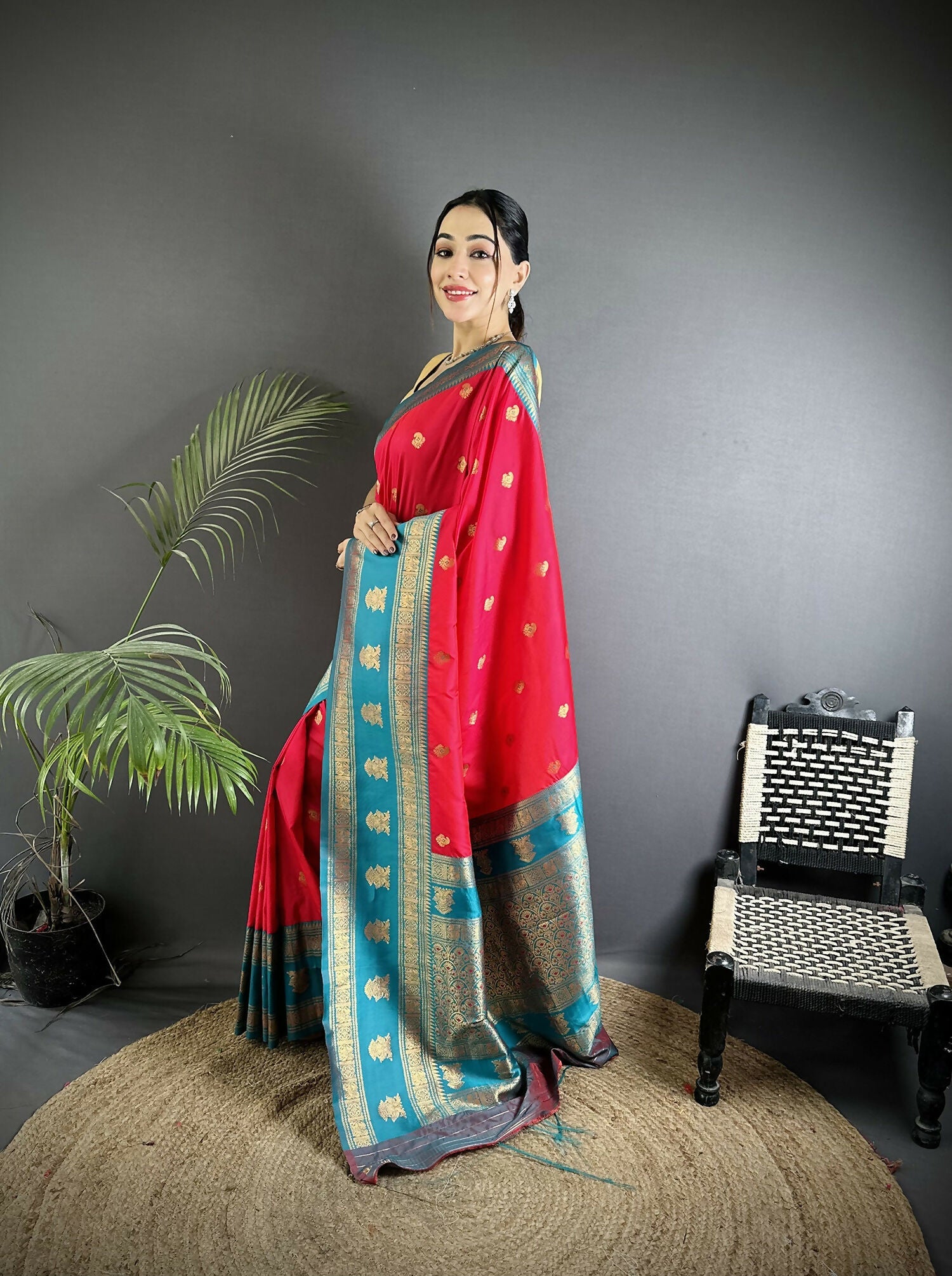 Joban Fashion Hot Pink Banarasi Soft Silk Woven Butti Saree - Distacart