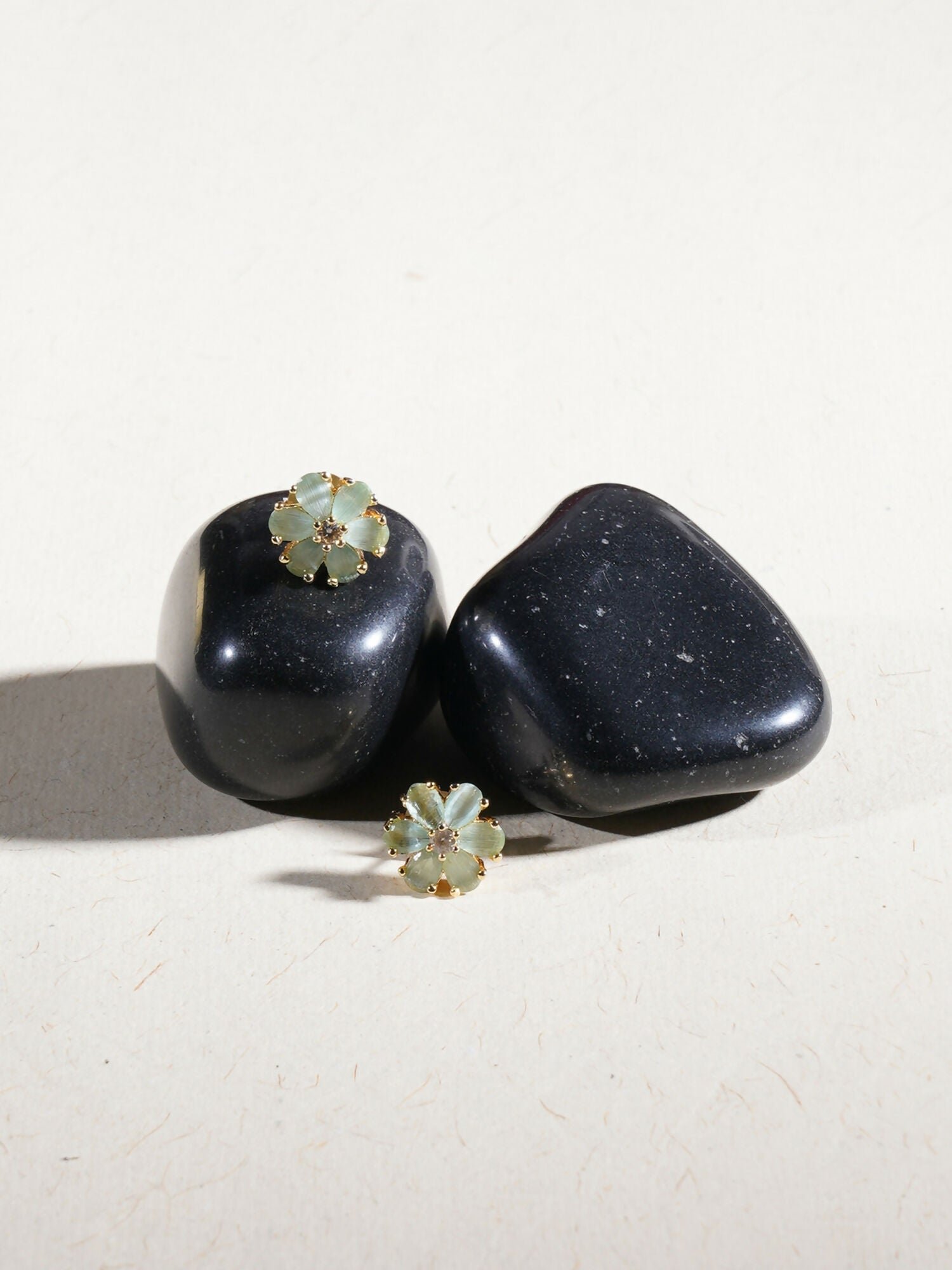 stone stud (Gold) - Ruby Raang - Distacart