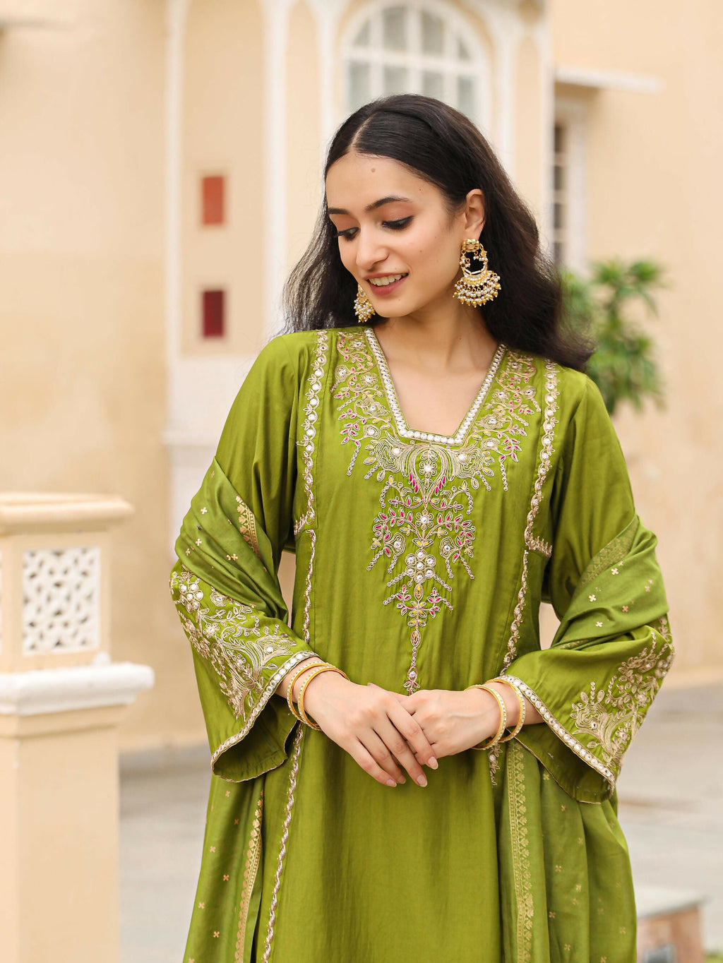 Juniper Women's The Swarn Mehndi Green Thread Embroidered Viscose Kurta Pant And Dupatta With Mirror & Zari work