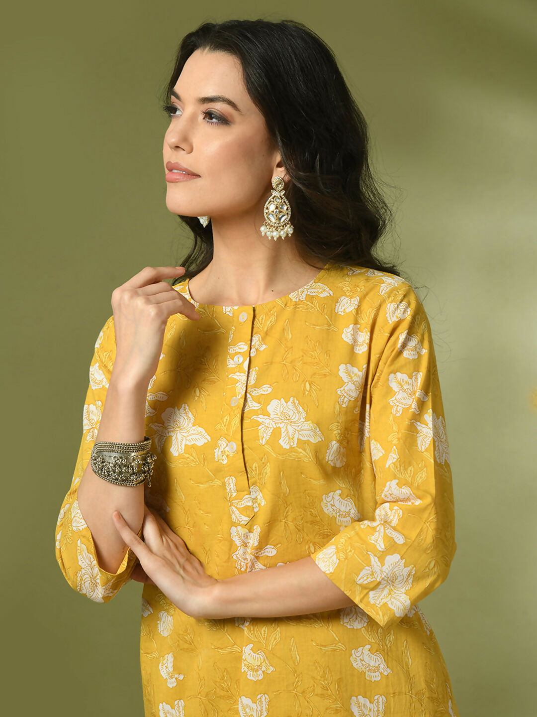 Myshka Women's Yellow Printed Cotton Round Neck Party Tunic With Trousers Co-ord set