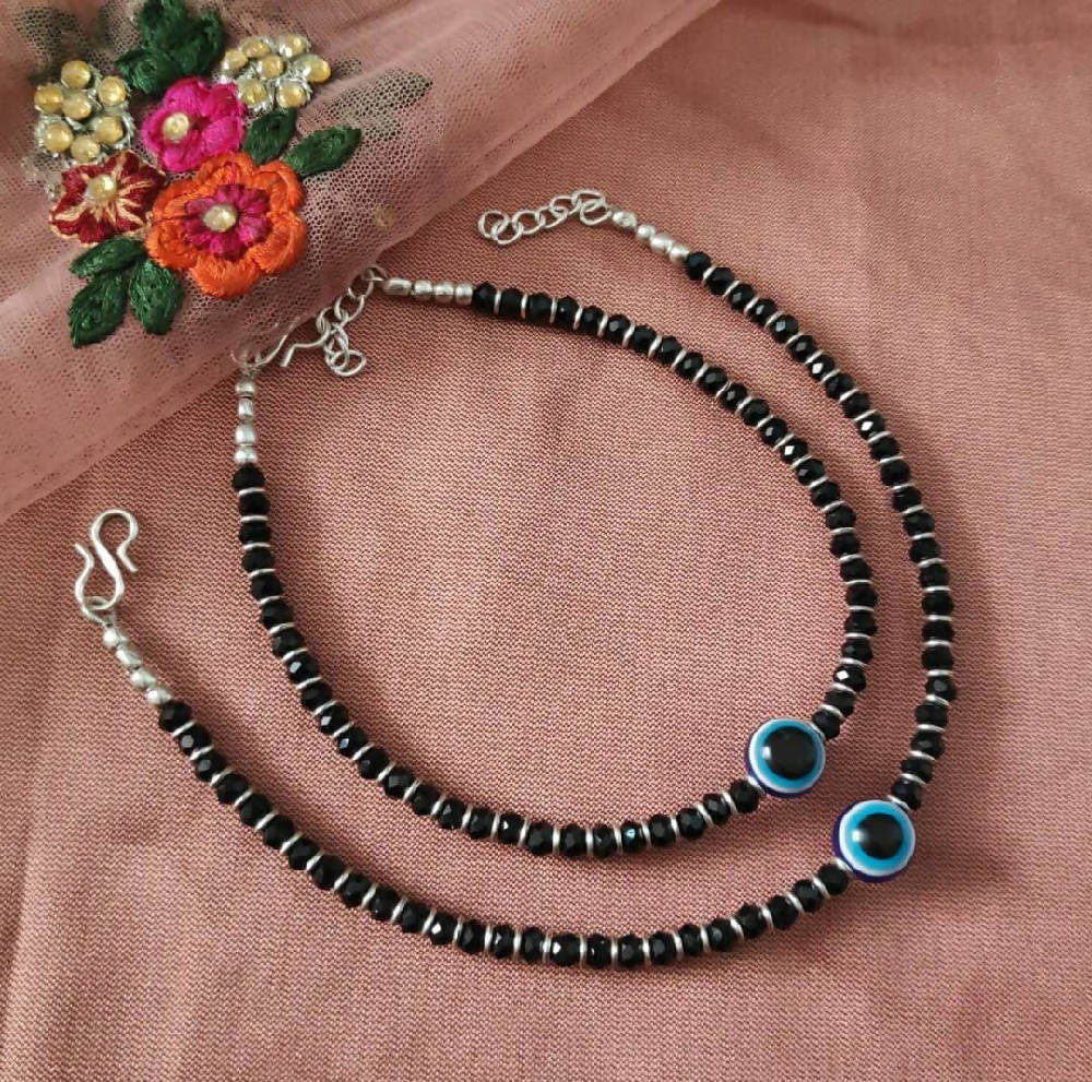 Mominos Fashion Traditional Black Beads Silver-Plated Anklets For Woman