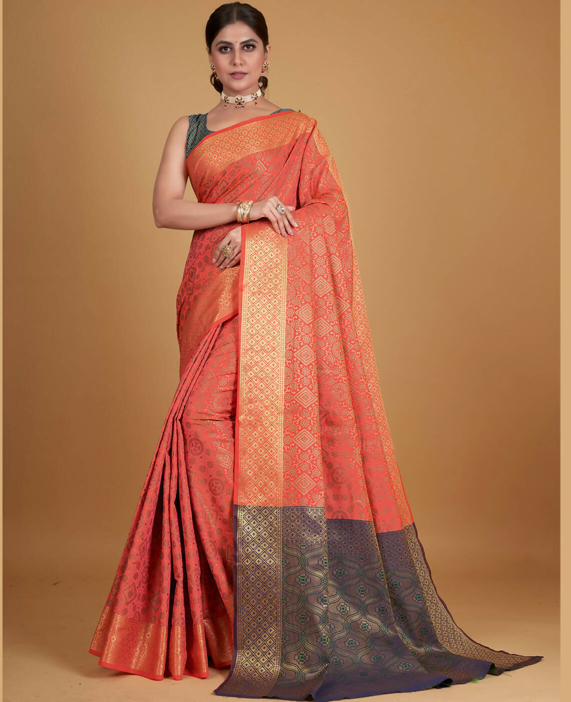 Peach Silk Woven Design Saree With Unstitched Blouse Piece - Akshita