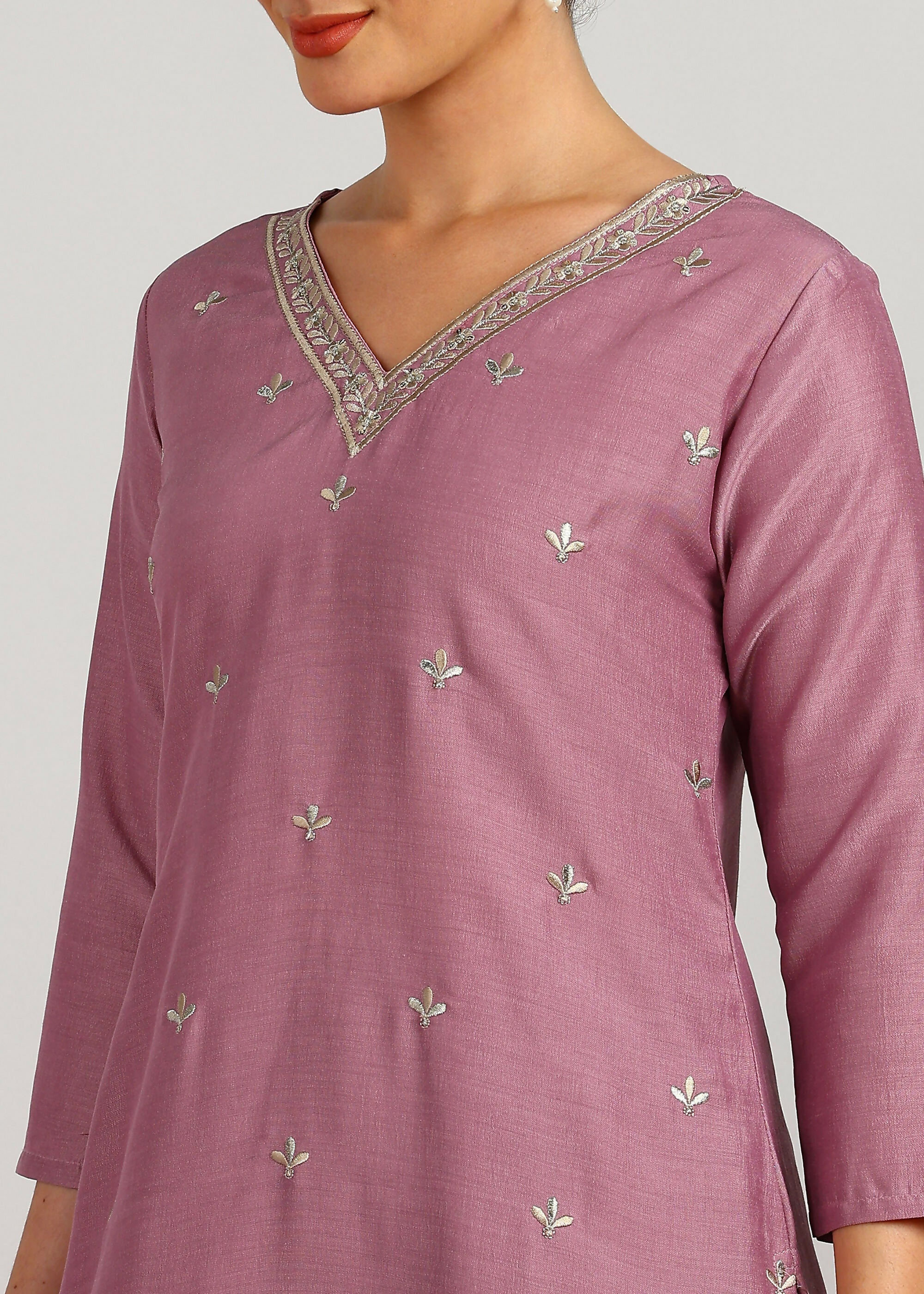 Aavyora Women’s Lavender Embroidered Kurta Set with Dupatta - Distacart