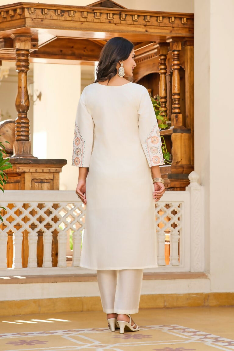 Festive Wear Ethnic White vetigun Stitched Suit With Dupatta - Nisha