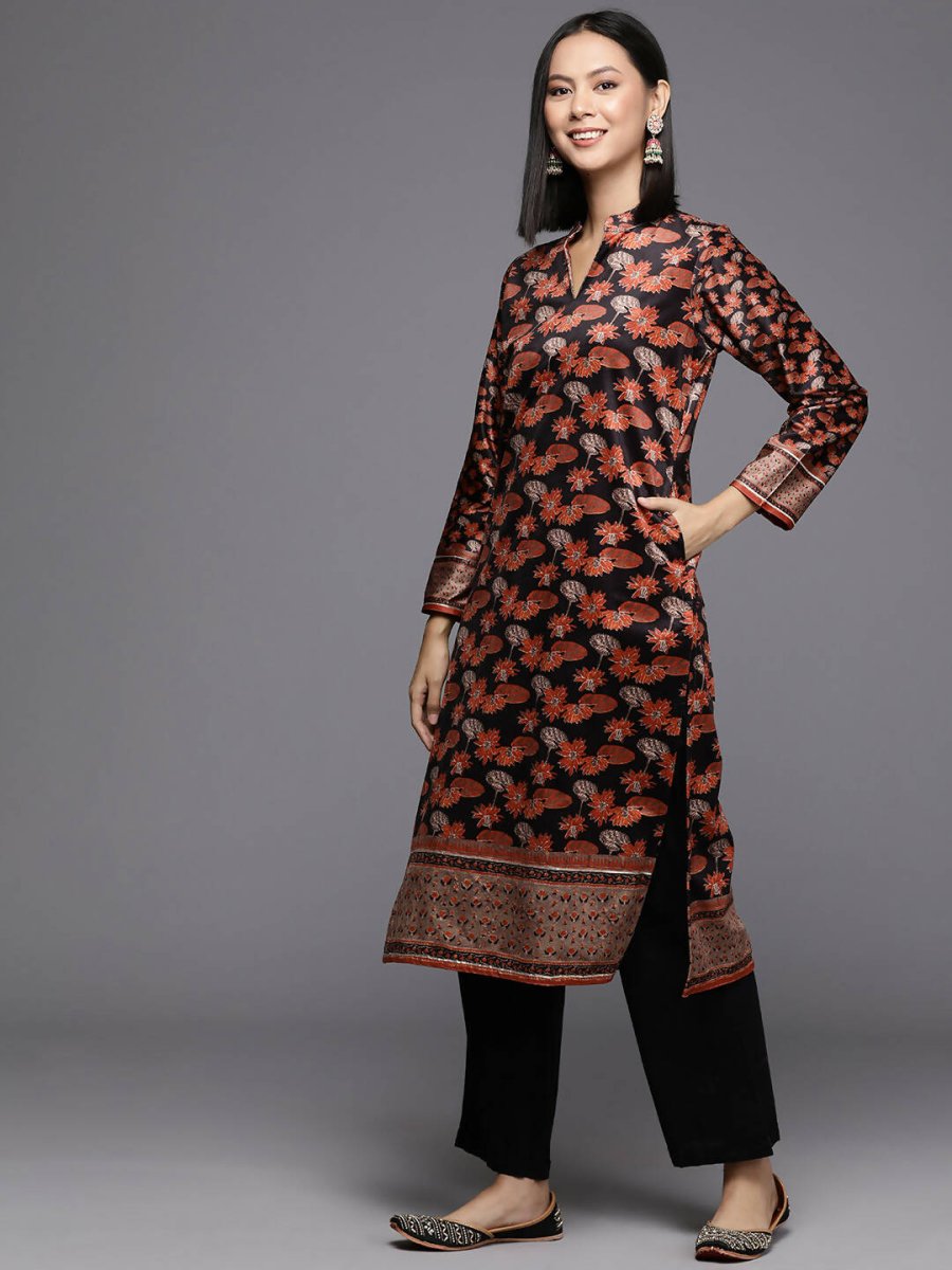 Ahalyaa Women's Traditional wear Kurta - Black