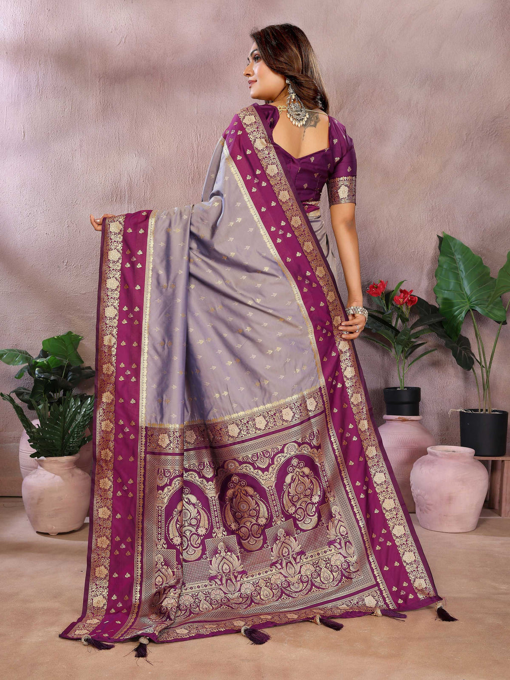 Aastha Fashion Grey Kalamkari Silk Zari Woven Saree - Distacart